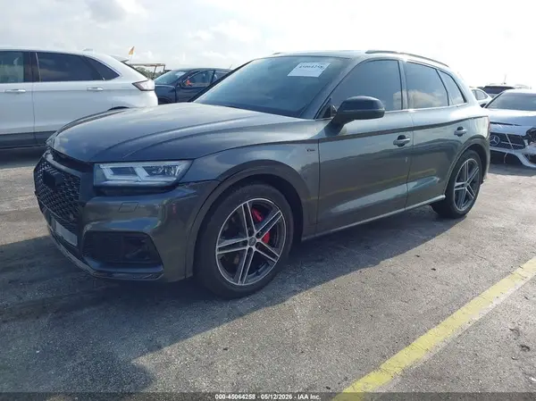 WA1A4AFY2J2087816 2018 AUDI SQ5 - Image 2