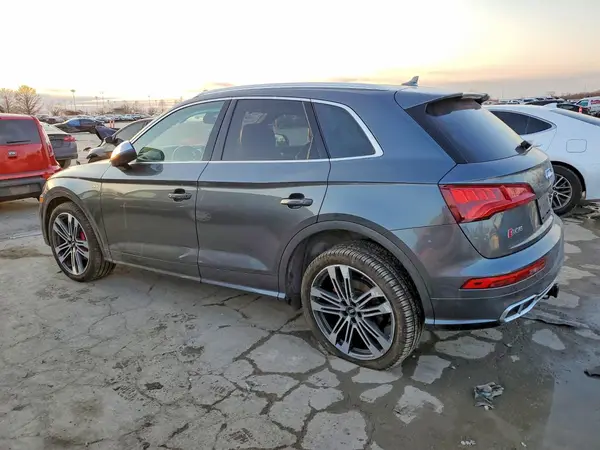 WA1A4AFY2J2094474 2018 AUDI Q5 - Image 2