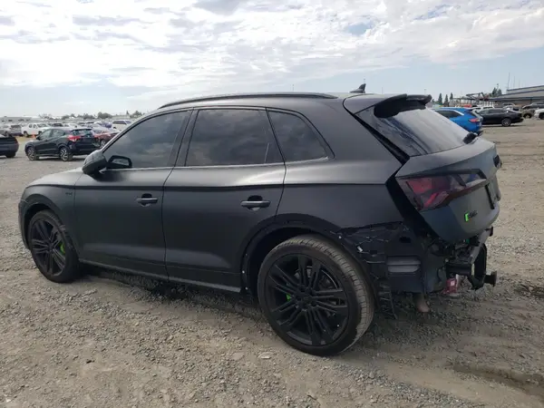 WA1A4AFY2J2139462 2018 AUDI SQ5 - Image 2