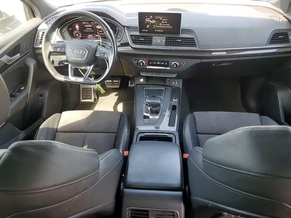 WA1A4AFY2J2174101 2018 AUDI SQ5 - Image 8
