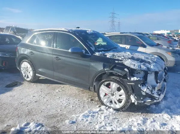 WA1A4AFY2J2192369 2018 AUDI SQ5 - Image 1