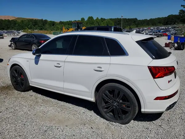 WA1A4AFY2J2195997 2018 AUDI SQ5 - Image 2