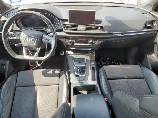 WA1A4AFY3J2019797 2018 AUDI SQ5 - Image 8