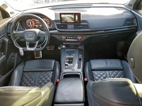WA1A4AFY3J2024420 2018 AUDI SQ5 - Image 8