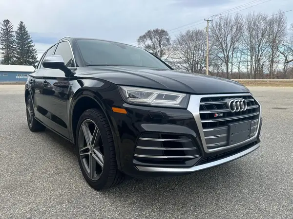 WA1A4AFY3J2055215 2018 AUDI SQ5 - Image 1