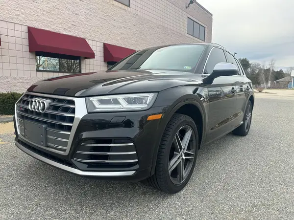 WA1A4AFY3J2055215 2018 AUDI SQ5 - Image 2