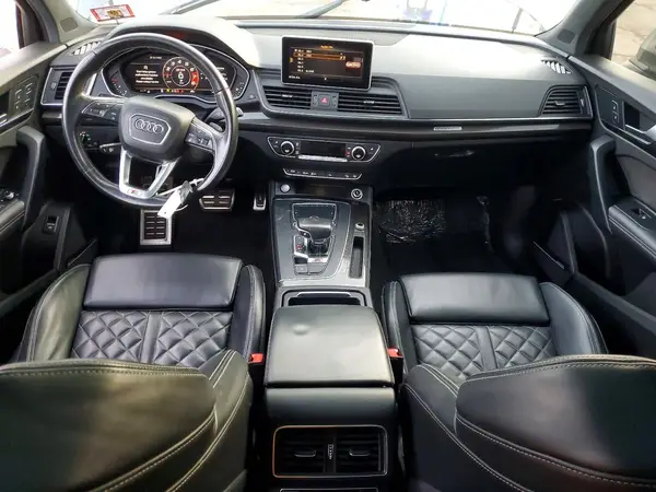 WA1A4AFY3J2066263 2018 AUDI SQ5 - Image 8