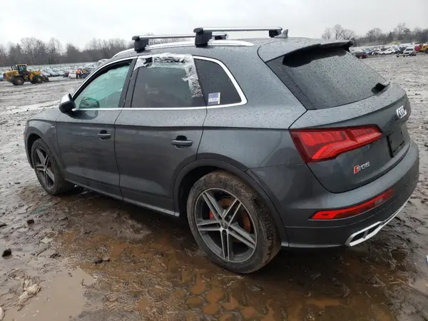 WA1A4AFY3J2103554 2018 AUDI SQ5 - Image 2