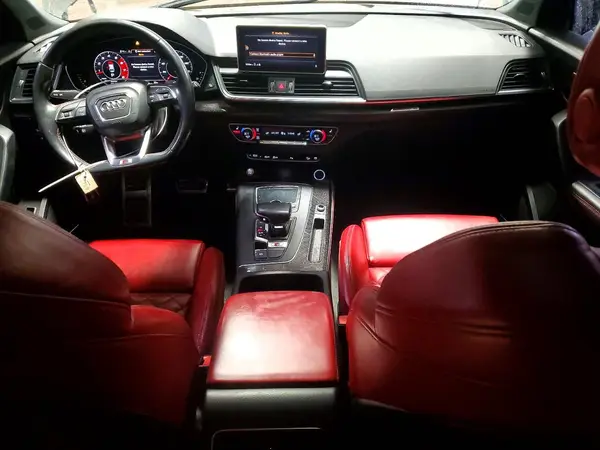 WA1A4AFY3J2160546 2018 AUDI SQ5 - Image 8