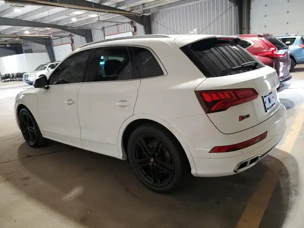 WA1A4AFY3J2221278 2018 AUDI SQ5 - Image 2