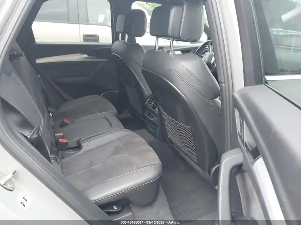WA1A4AFY3K2029053 2019 AUDI SQ5 - Image 8