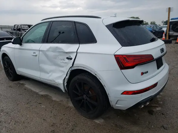 WA1A4AFY3M2072990 2021 AUDI SQ5 - Image 2