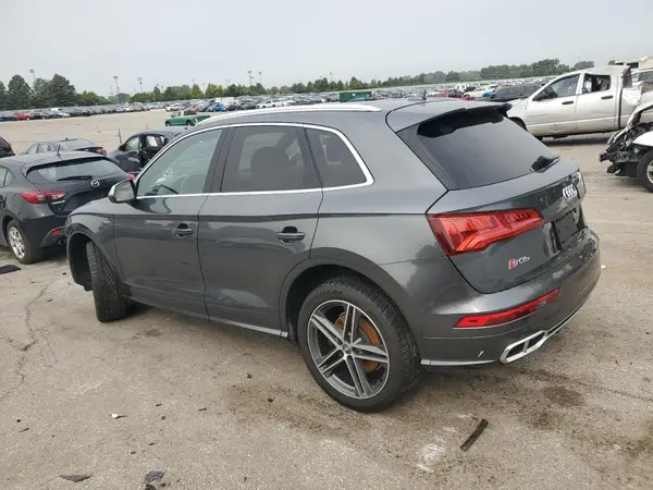 WA1A4AFY4J2001230 2018 AUDI SQ5 - Image 2
