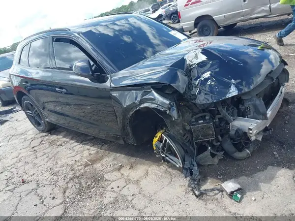 WA1A4AFY4J2007769 2018 AUDI SQ5 - Image 1