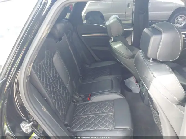WA1A4AFY4J2007769 2018 AUDI SQ5 - Image 8