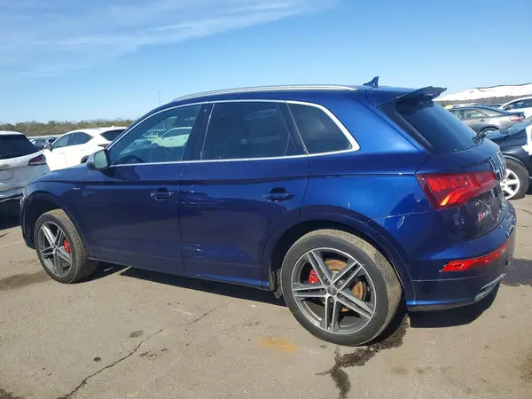 WA1A4AFY4J2021980 2018 AUDI Q5 - Image 2