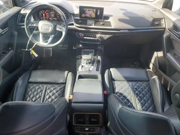 WA1A4AFY4J2021980 2018 AUDI Q5 - Image 8