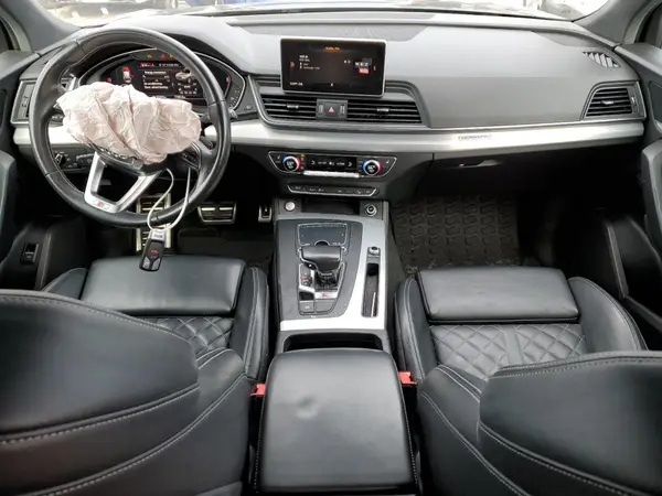 WA1A4AFY4J2027889 2018 AUDI SQ5 - Image 8