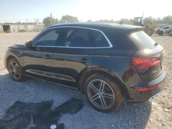 WA1A4AFY4J2066160 2018 AUDI SQ5 - Image 2