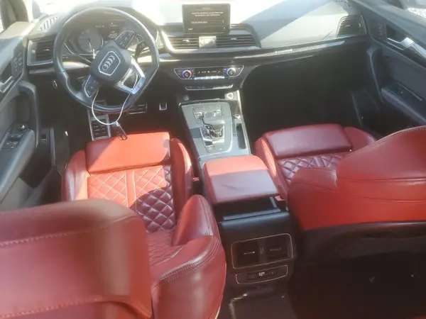 WA1A4AFY4J2066160 2018 AUDI SQ5 - Image 8