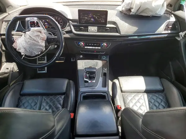 WA1A4AFY4J2141682 2018 AUDI SQ5 - Image 8