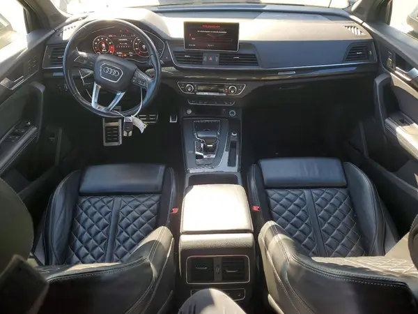 WA1A4AFY4J2180014 2018 AUDI SQ5 - Image 8