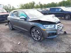 WA1A4AFY4J2217370 2018 AUDI SQ5