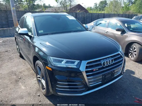 WA1A4AFY4J2224755 2018 AUDI SQ5 - Image 1