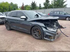 WA1A4AFY5J2008493 2018 AUDI SQ5