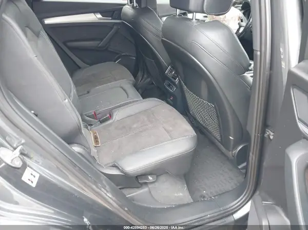 WA1A4AFY5J2008493 2018 AUDI SQ5 - Image 8