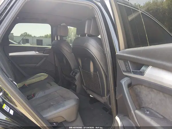 WA1A4AFY5J2009031 2018 AUDI SQ5 - Image 4