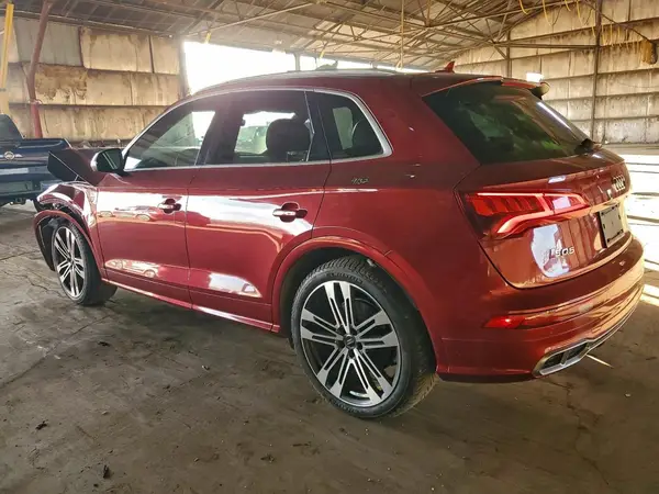 WA1A4AFY5J2034012 2018 AUDI SQ5 - Image 2
