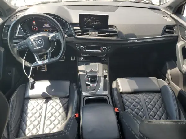 WA1A4AFY5J2035757 2018 AUDI SQ5 - Image 8