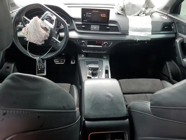 WA1A4AFY5J2055667 2018 AUDI SQ5 - Image 8