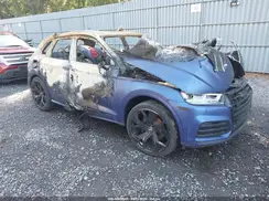 WA1A4AFY5J2068161 2018 AUDI SQ5