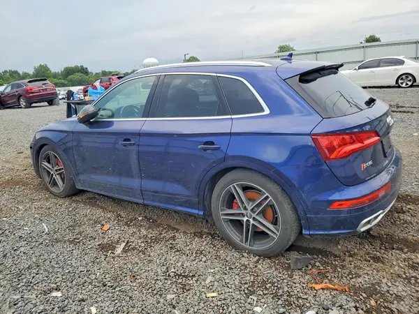 WA1A4AFY5J2117438 2018 AUDI SQ5 - Image 2