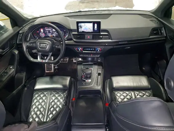 WA1A4AFY5J2121215 2018 AUDI SQ5 - Image 8