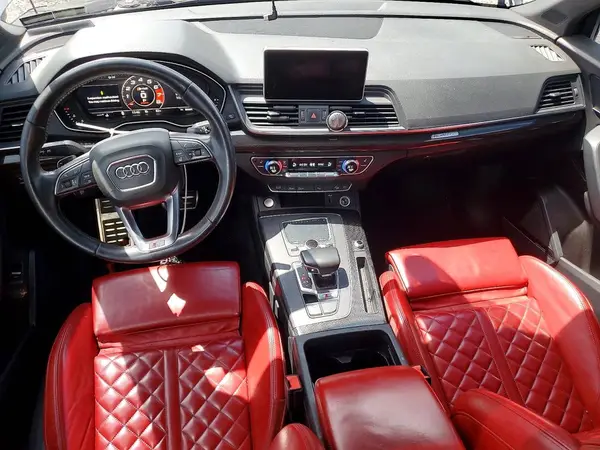 WA1A4AFY5J2147989 2018 AUDI SQ5 - Image 8