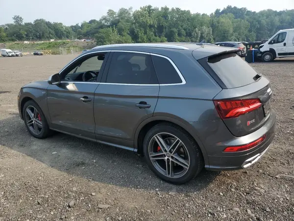 WA1A4AFY5J2244352 2018 AUDI SQ5 - Image 2