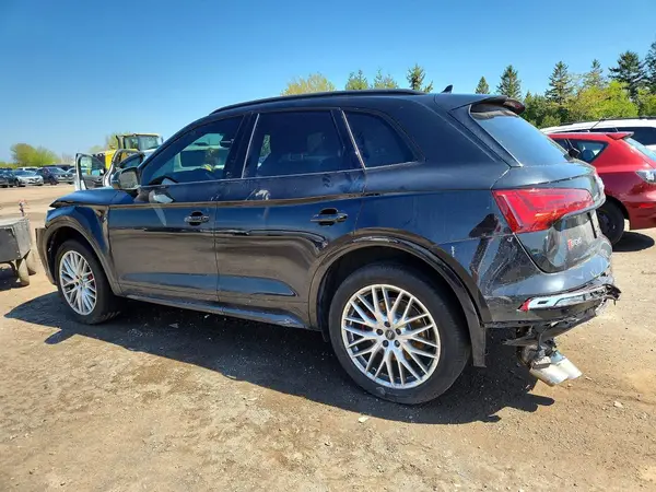 WA1A4AFY5M2137337 2021 AUDI SQ5 - Image 2