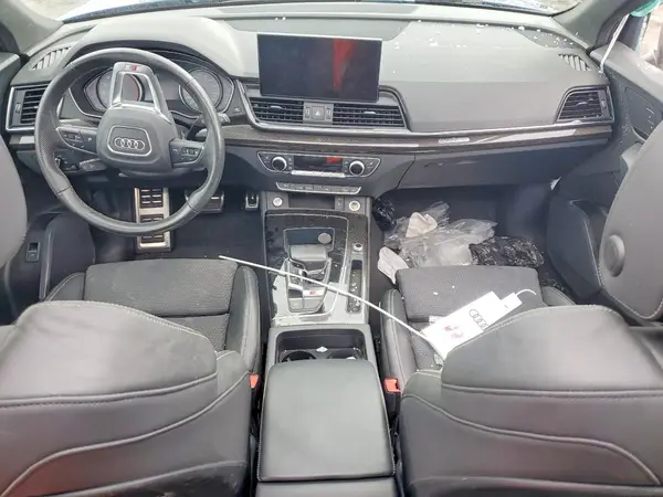 WA1A4AFY5N2092160 2022 AUDI SQ5 - Image 8