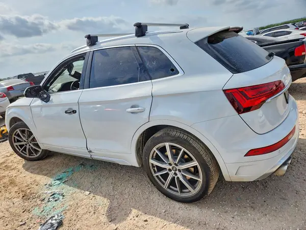 WA1A4AFY5N2103349 2022 AUDI SQ5 - Image 2