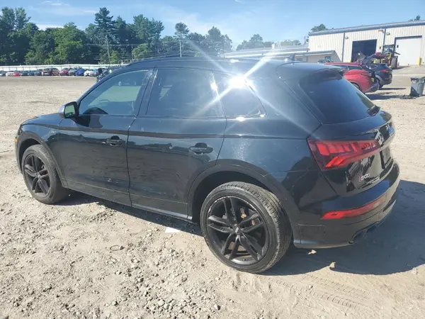 WA1A4AFY6J2008874 2018 AUDI SQ5 - Image 2