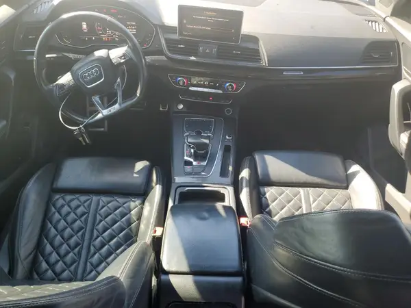 WA1A4AFY6J2008874 2018 AUDI SQ5 - Image 8