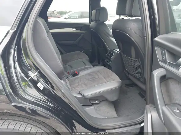 WA1A4AFY6J2009085 2018 AUDI SQ5 - Image 8