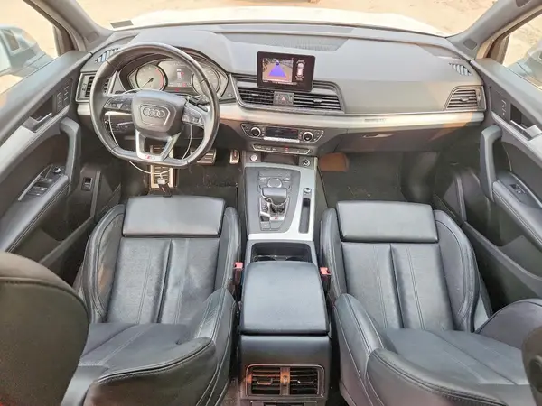 WA1A4AFY6J2028283 2018 AUDI SQ5 - Image 8