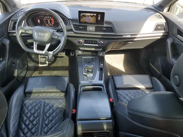 WA1A4AFY6J2047397 2018 AUDI SQ5 - Image 8