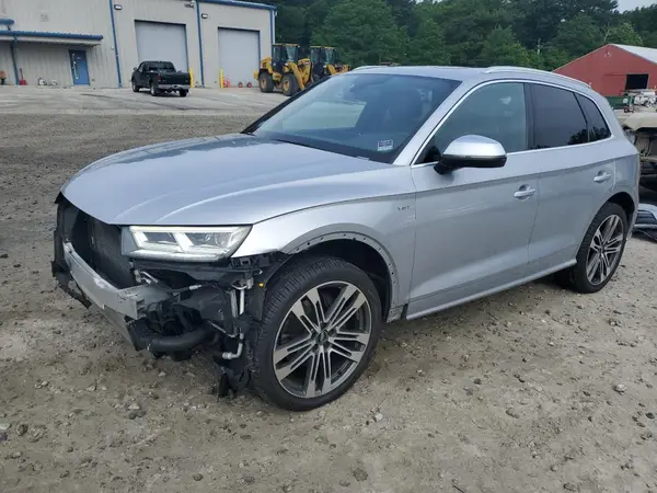 WA1A4AFY6J2103466 2018 AUDI SQ5 - Image 1