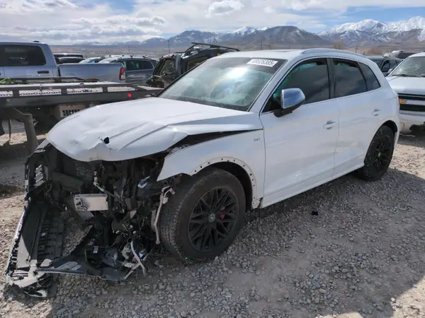 WA1A4AFY6J2137326 2018 AUDI SQ5 - Image 1