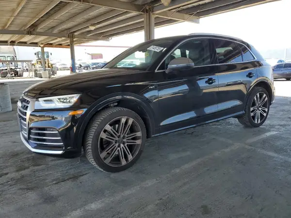 WA1A4AFY6J2173825 2018 AUDI SQ5 - Image 1